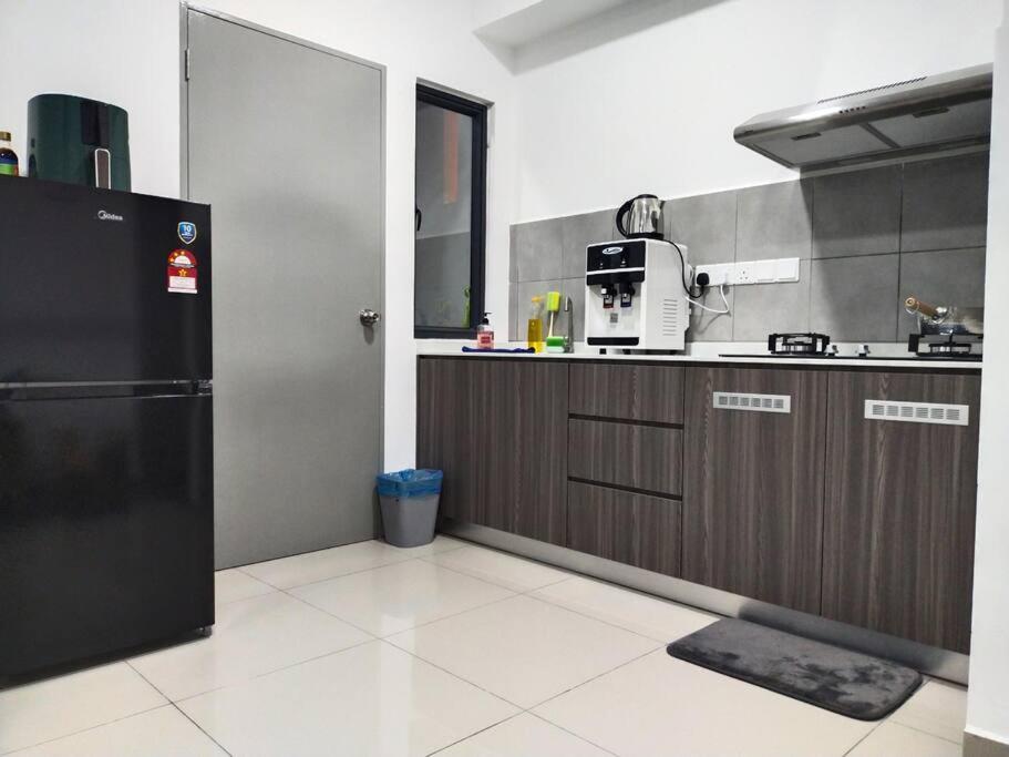 Pangsapuri M Vertica 3br Kl Cheras With Netflix Kuala Lumpur